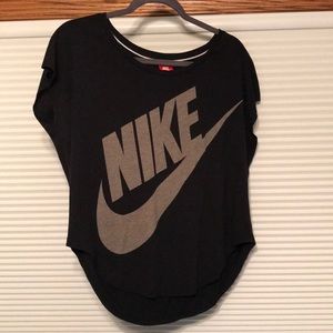 Nike Swoop Tshirt